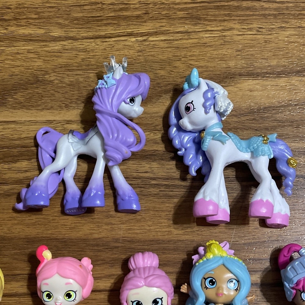 Shopkins Lil Shoppies Happy Place Mini 3" Doll And Ponies Lot - Picture 6 of 6